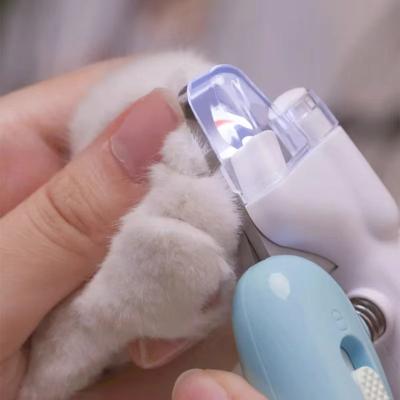 Easy pet nail clippers